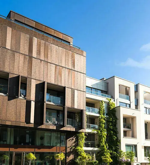 Arquitectura moderna con plantas